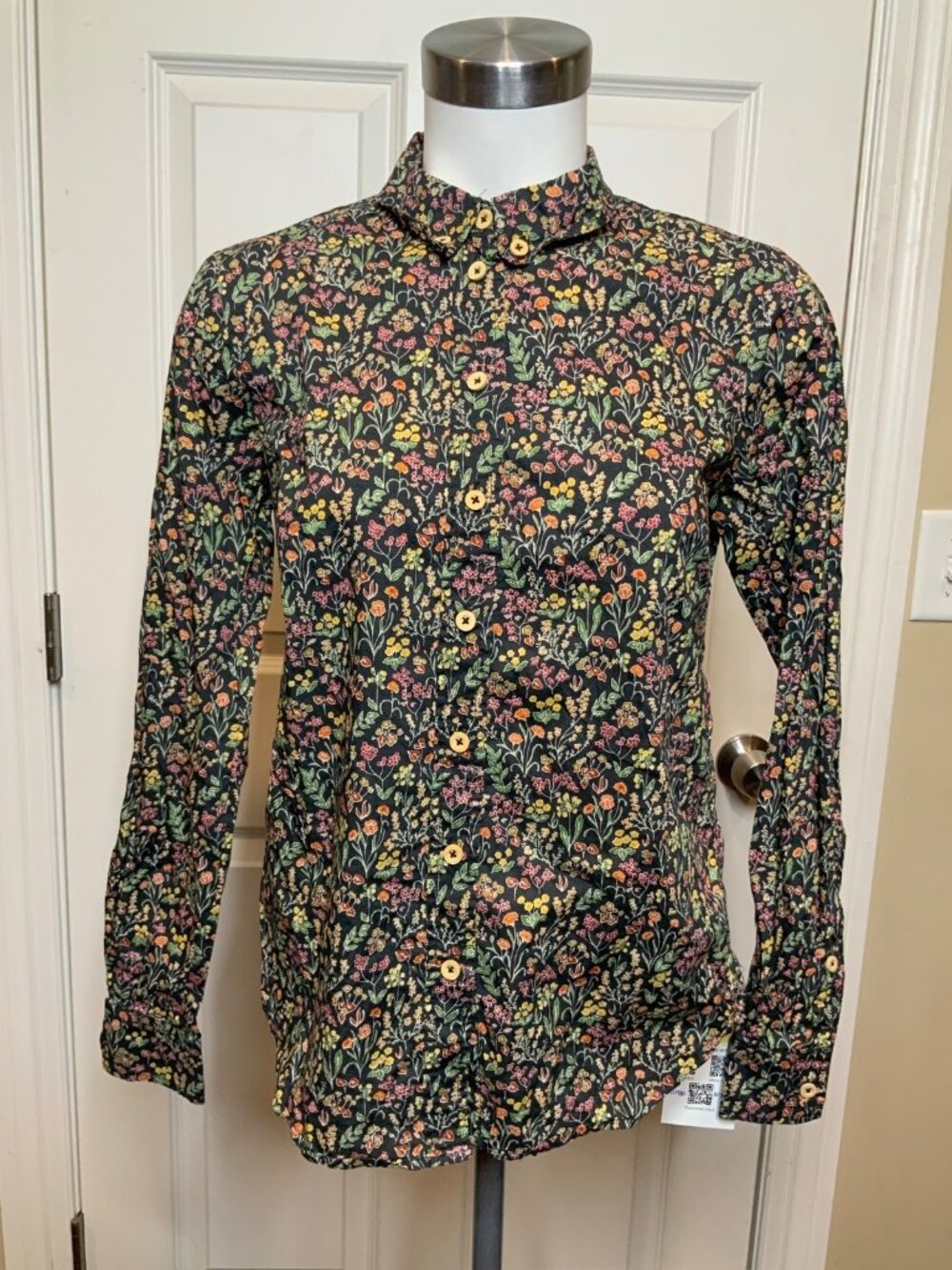 Aigle By Liberty Fabrics Green Floral Button-Up Shirt, Size S
